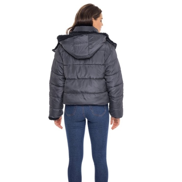 Sebby Collection Women's Puffer Jacket
Reversible Cozy Faux Fur Hood
Graphite - Picture 2 of 10